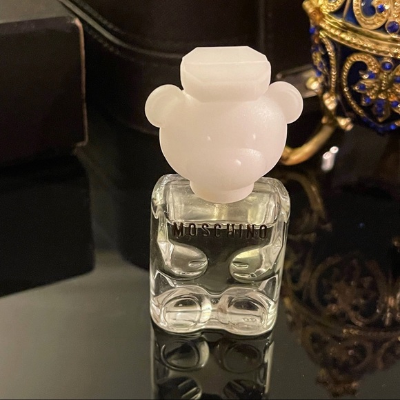 **SOLD** 🧸 Moschino Toy 2 - Mini - Picture 3 of 3